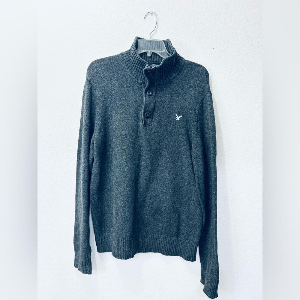 American Eagle Outfitters Men’s Gray Sweater